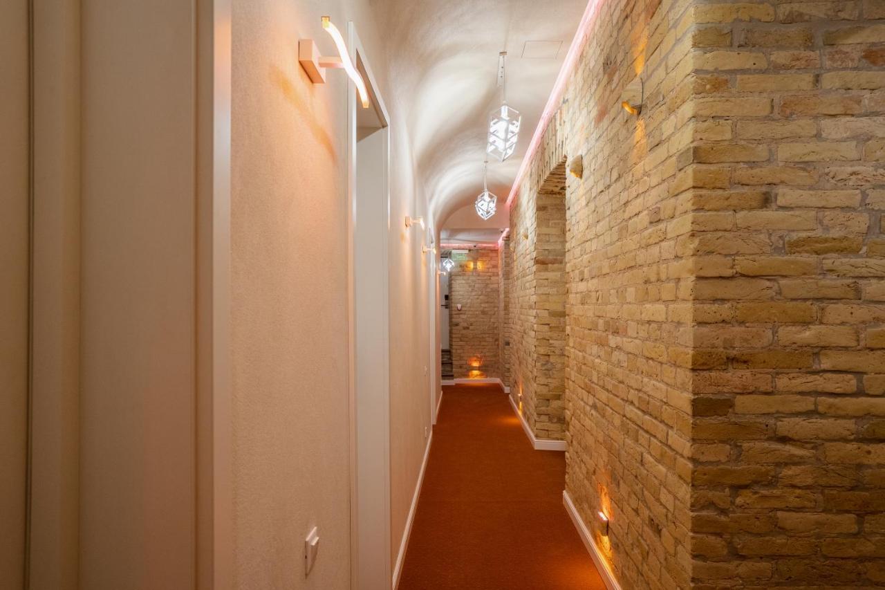 The Key Hotel Kiev Eksteriør billede